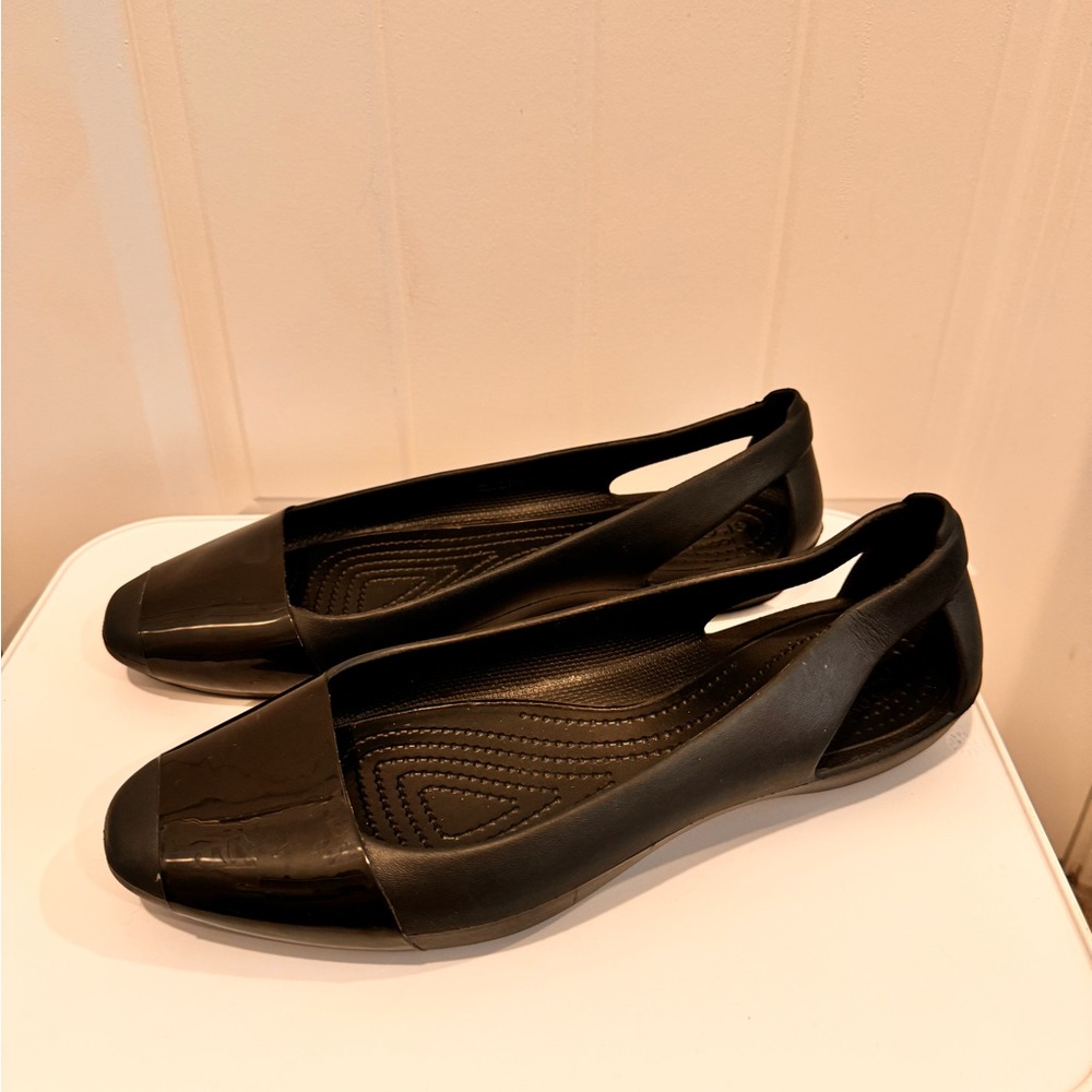 Croc Iconic Comfort Black Ladies Slip-On Waterproof Flats Size 9 - Picture 5 of 5